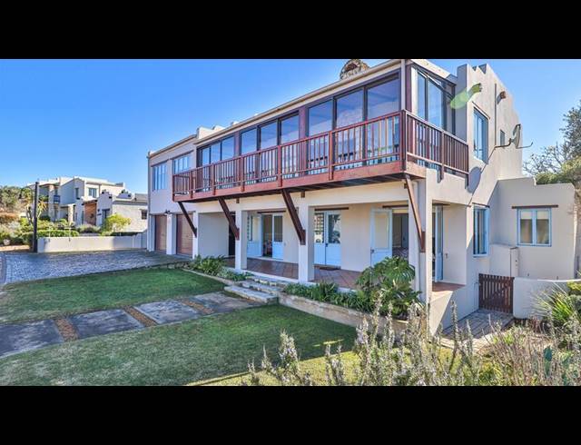 4 BEDROOM HOUSE FOR SALE IN STILBAAI-WES